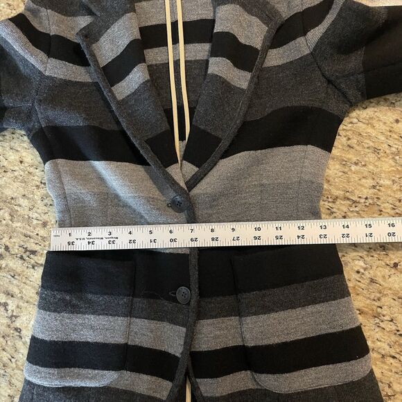 rag & bone Women’s XS striped gray Wool sweater Two Button blazer - Picture 10 of 11